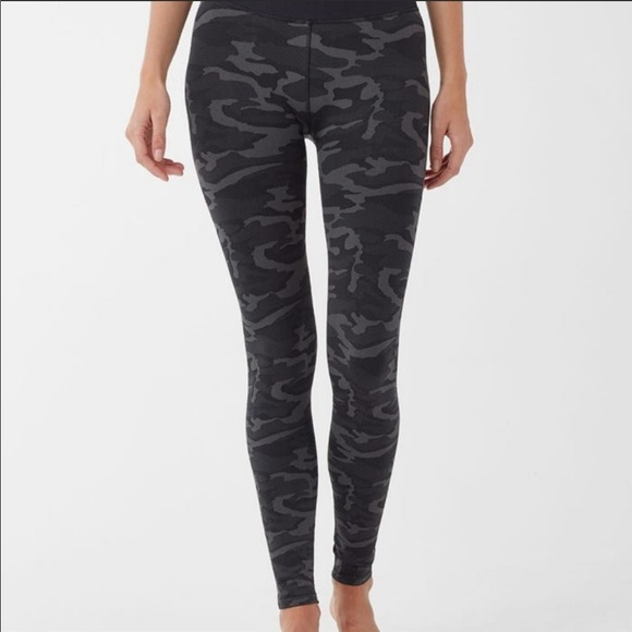 SPLENDID  BLACK & GRAY LEGGINGS med - Picture 4 of 7